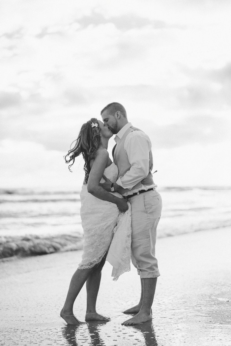 Simple & Elegant Sanibel Island Wedding - Casa Ybel Resort { Jessica + Jeff }