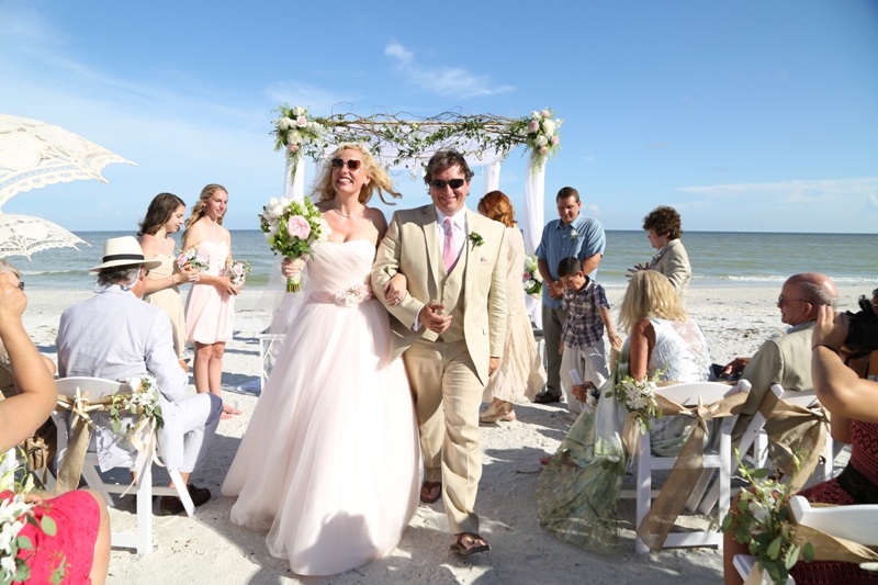 Southern Beach Wedding: Casa Ybel Resort, Sanibel, FL